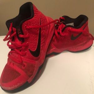Boys Nike Kyrie Shoes